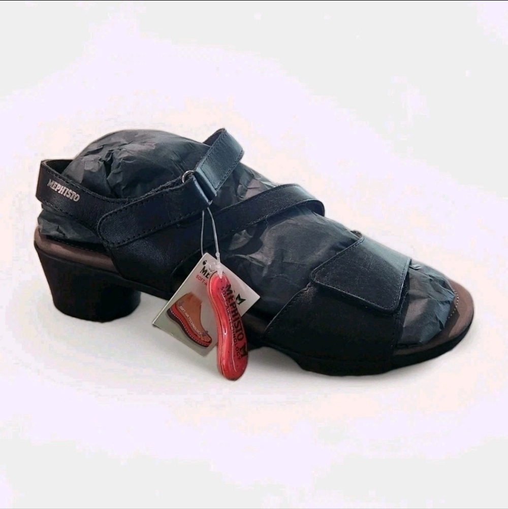 Mephisto Women's Black Leather Comfprt Sandals Sz 40 9.5